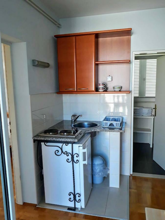Apartments Andela Sveti Filip i Jakov Exterior photo
